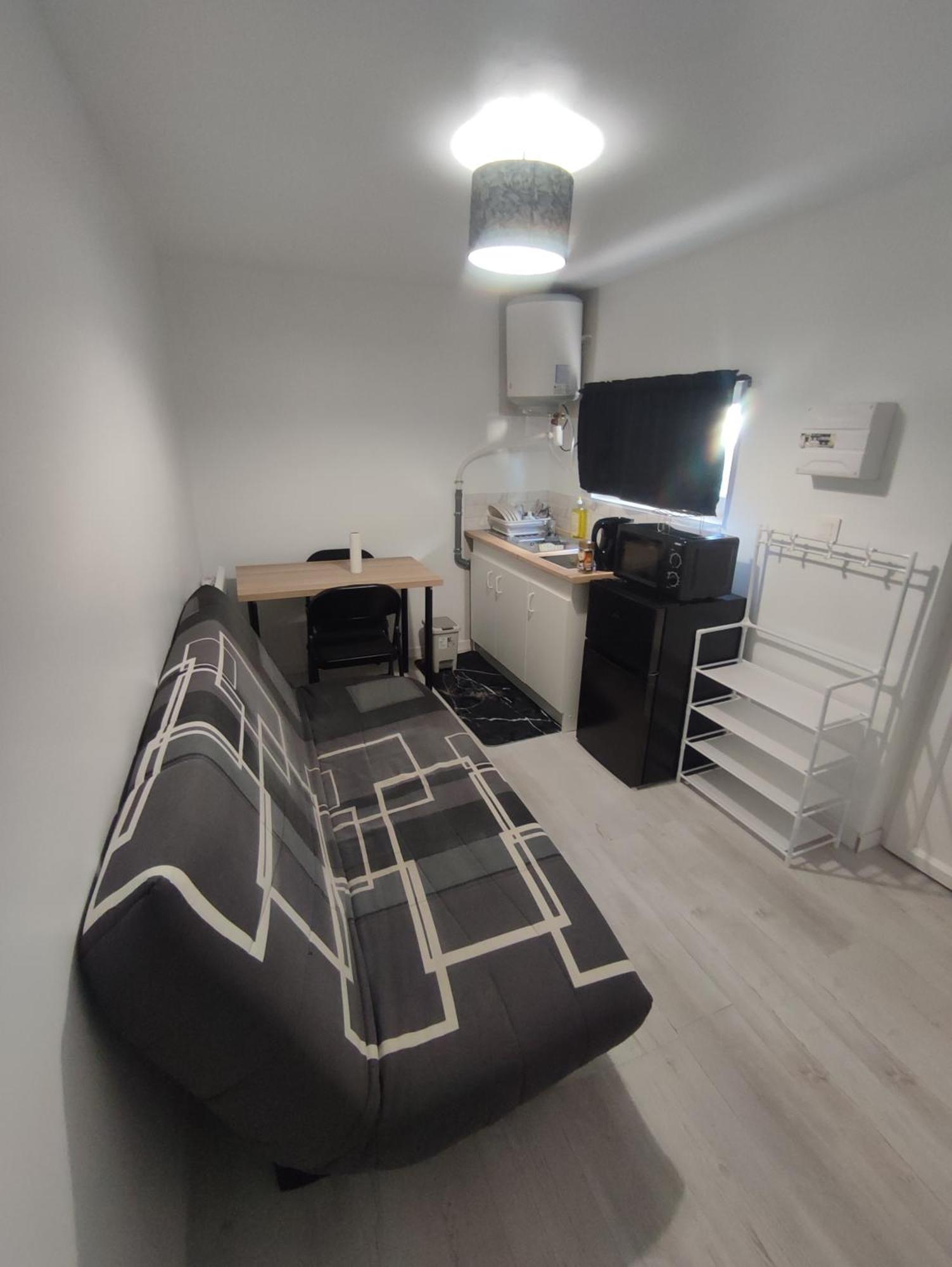 Limay Petit F2 Meuble Independant 아파트 외부 사진